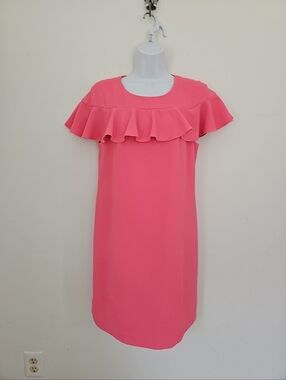 Trina Turk Charleston Pink Ruffle Crepe Knee Length Shift Dress Size 4 Lined